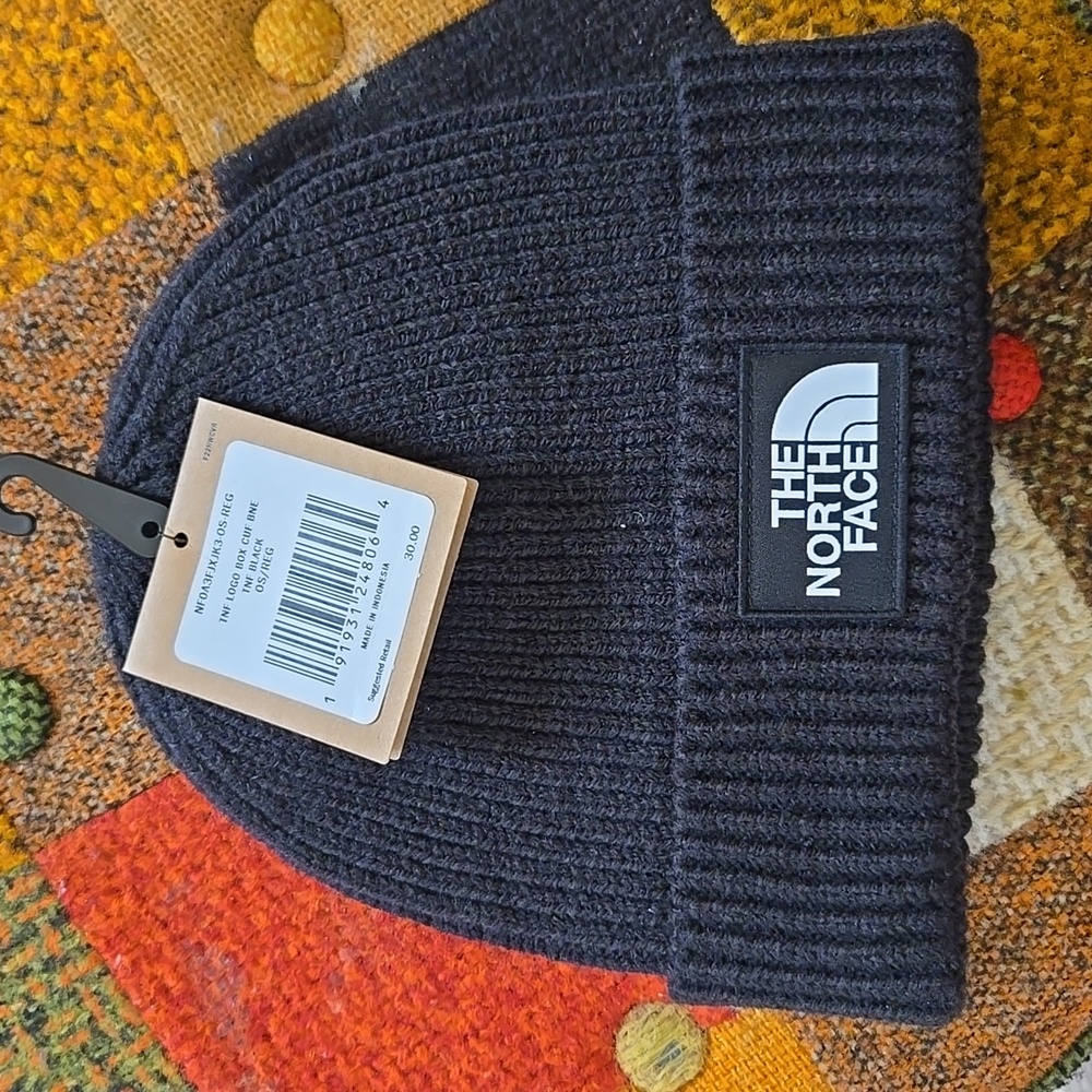 NORTHFACE LOGO BOX BEANIE BNWT